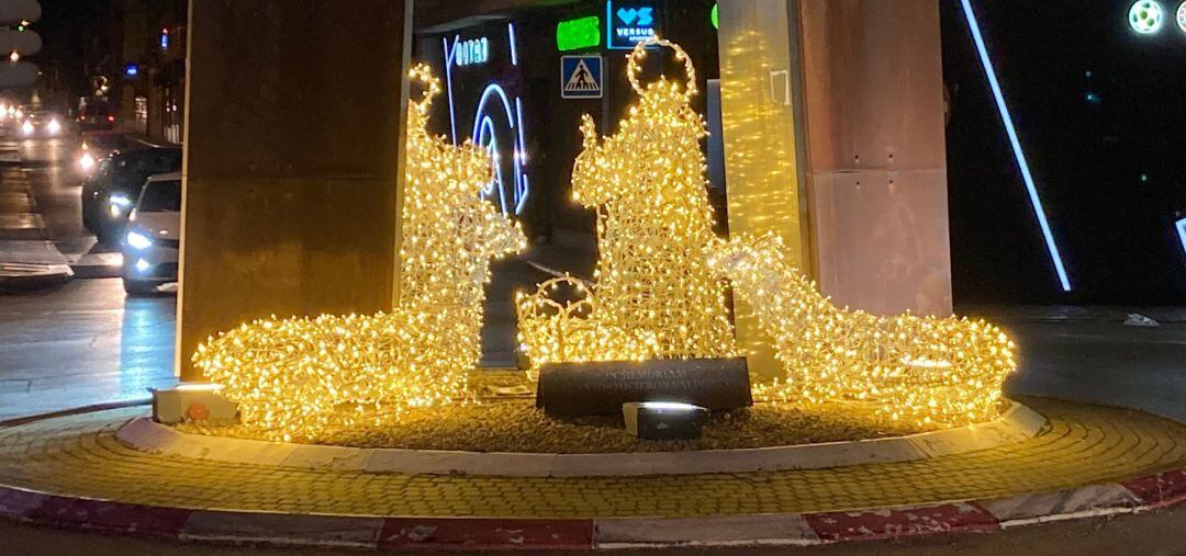 Imagen del belén ubicado en la puerta del vino de Valdepeñas (Ciudad Real)