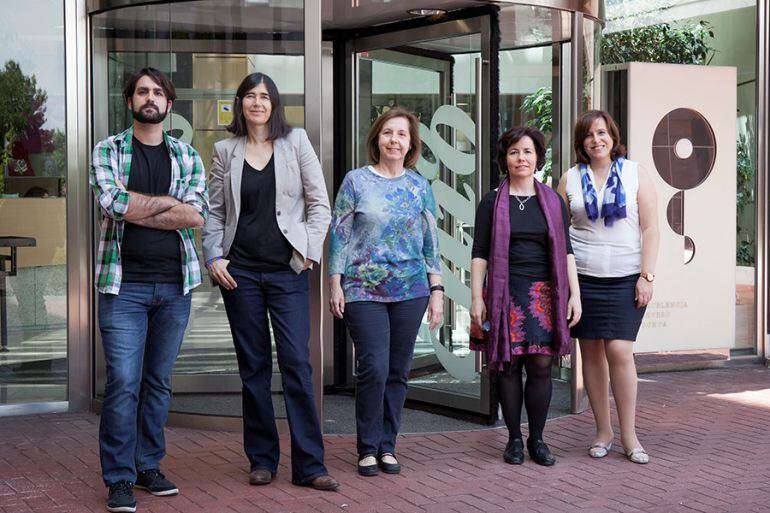 Los autores del trabajo, de izquierda a derecha: Miguel A. Muñoz-Lorente, Maria A. Blasco, Sagrario Ortega, Elisa Varela, Agueda M. Tejera.