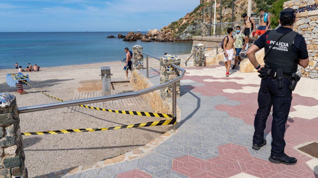 Dispositivo policial en playas 