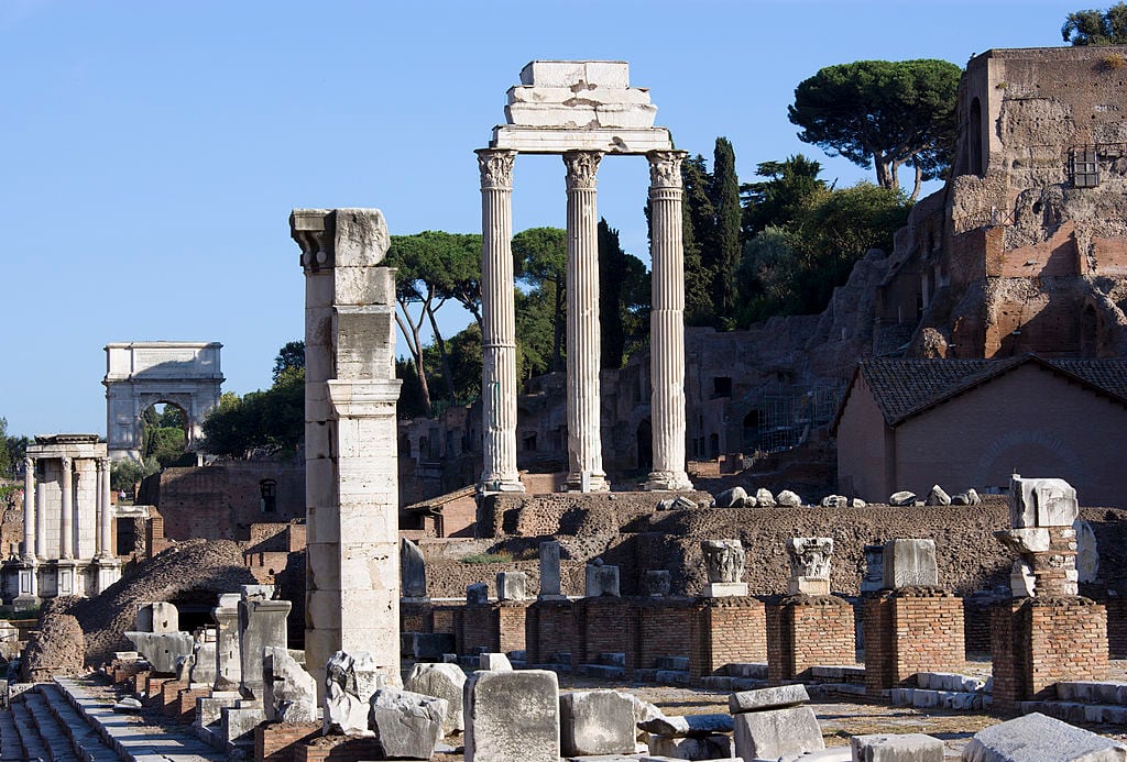 El Foro Romano es uno de los rincones históricos de Roma.