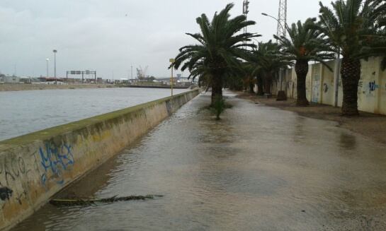 Paseo de Levante en el barrio de Nazaret