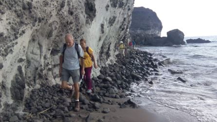 Por la costa de Cabo de Gata. Club LLega como puedas. Puente del Pilar de 2018