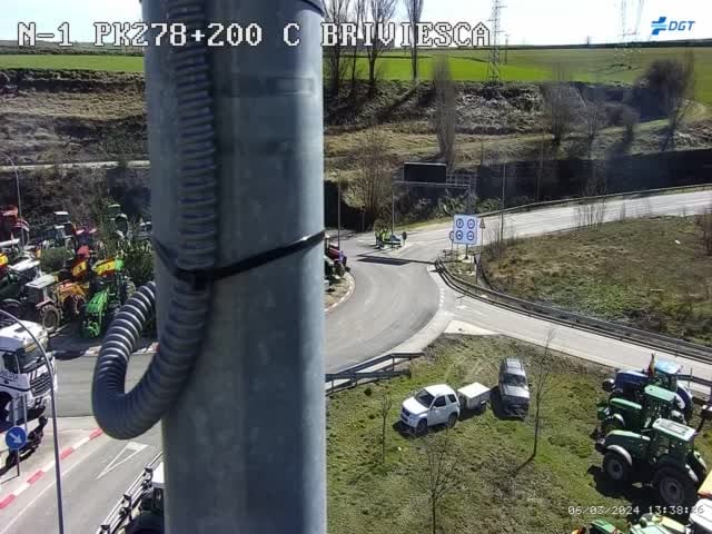 Las protestas del campo han interrumpido el tráfico en varios puntos de la red provincial de carreteras