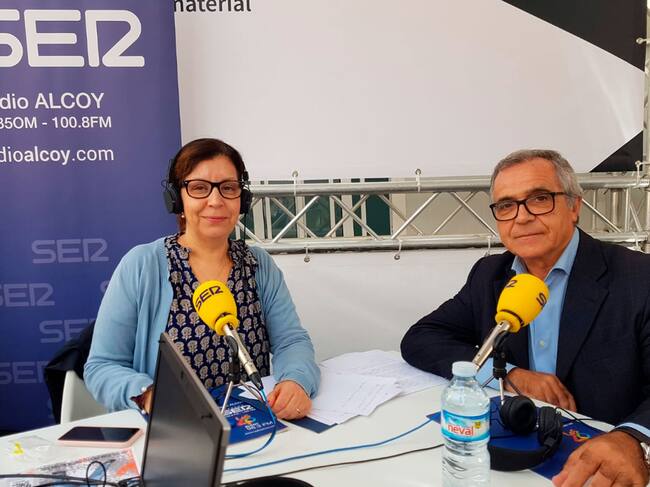 Lucía Gadea ha hablado con el presidente de la Cooperativa de Cocentaina, Rafa Montava, sobre el concurso AOVE internacional