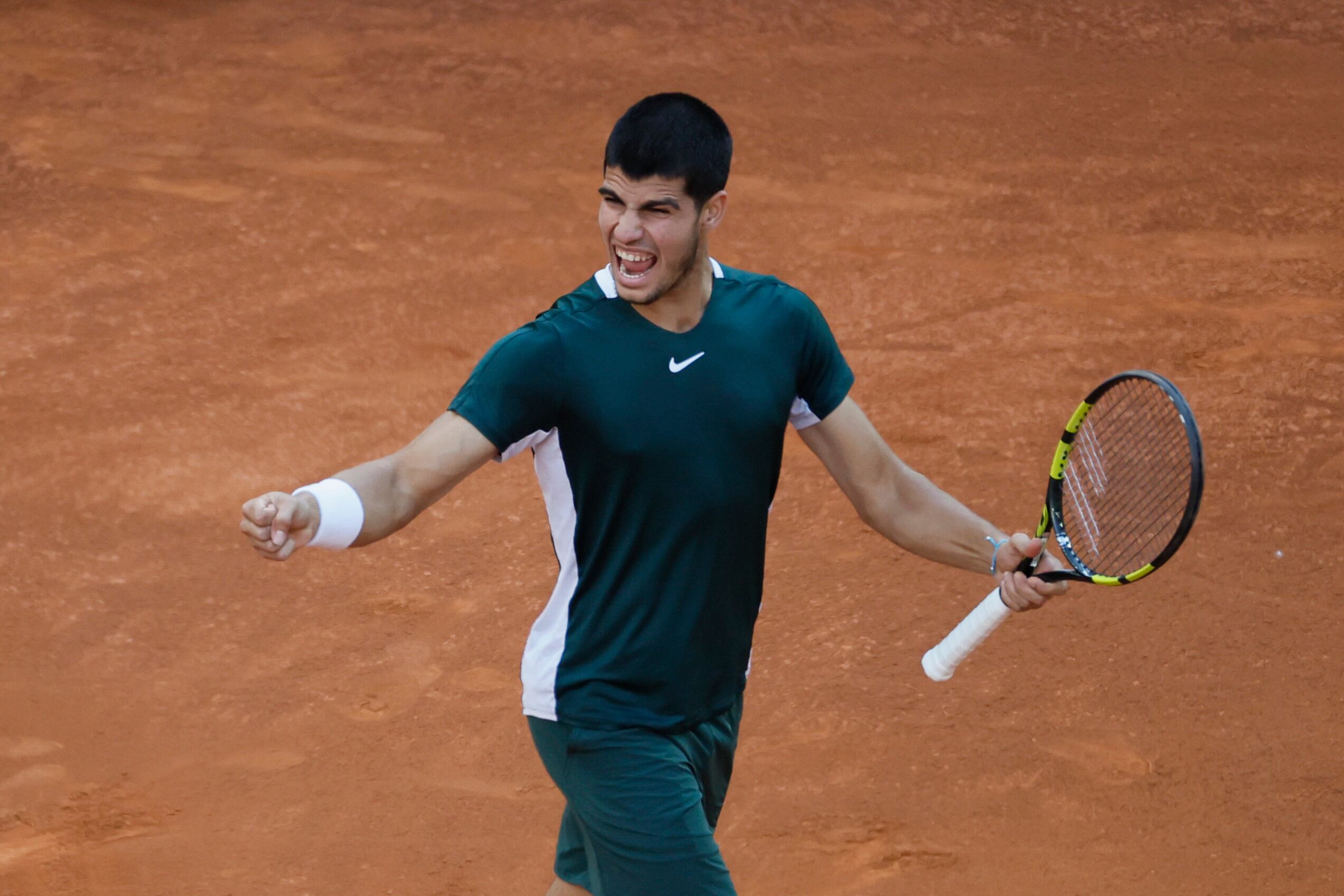 Carlos Alcaraz comienza Roland Garros 2022 contra Lóndero EFE/Juanjo Martín.