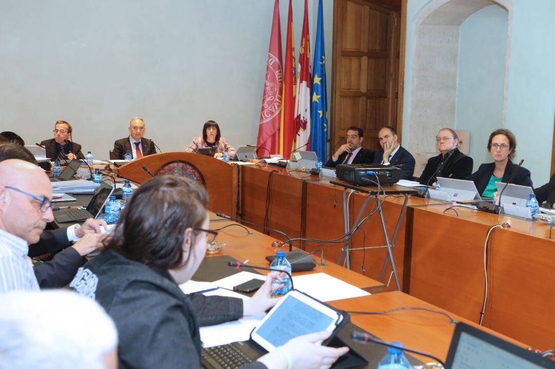 Consejo de Gobierno de la Universidad de Valladolid 