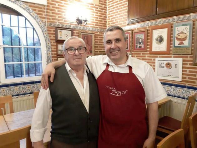 Pepín y Javier Zapico, en su restaurante