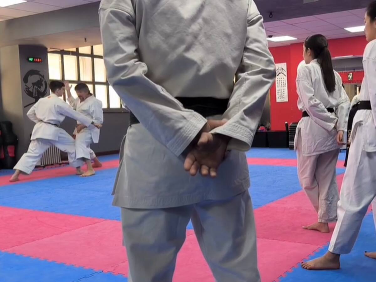 Escándalo en la Federación Bizkaina de Karate: once clubes desalojan al presidente y le acusan de crear clubes fantasma, de contratar a su mujer y de que "el 50% del presupuesto iba a su casa"