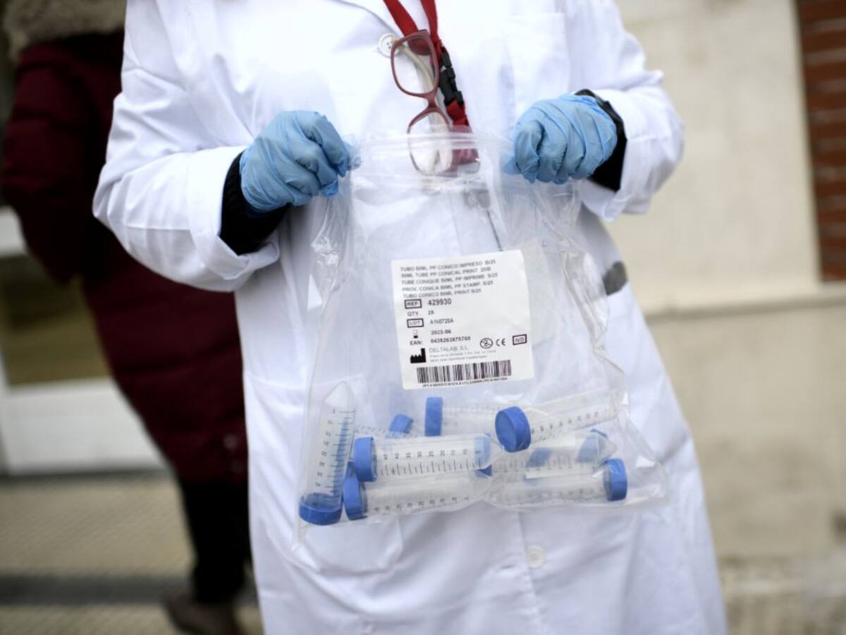 La Comunitat Valenciana registra 33 fallecidos y 2.081 nuevos casos de coronavirus