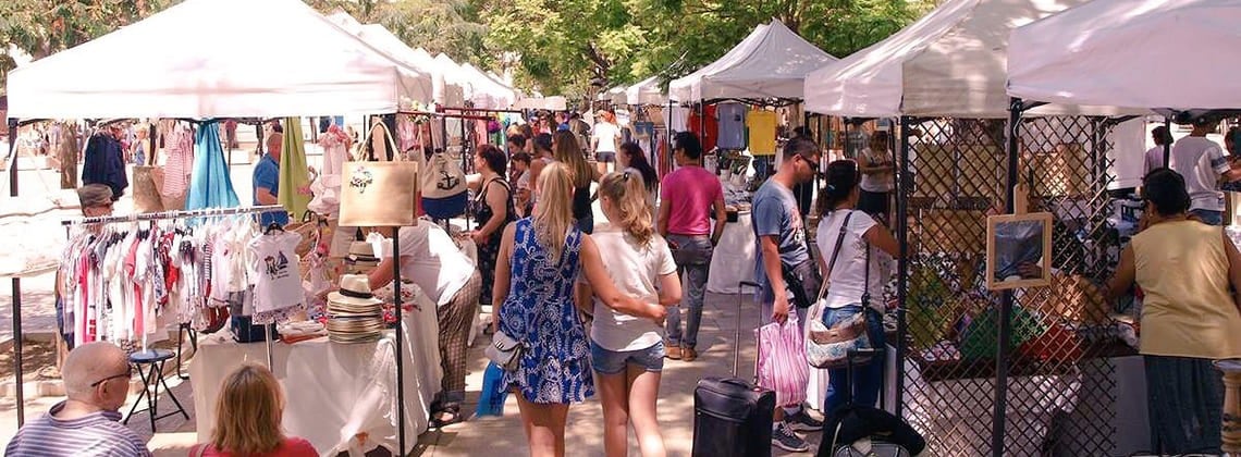 La ciudad de Málaga instala cada semana un total de 16 mercadillos