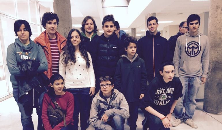 Los alumnos ganadores del instituo tricantino se muestrasn contentos de ser los mejores en matemáticas de la Comunidad de Madrid tras ganar el certamen regional entre otros centros