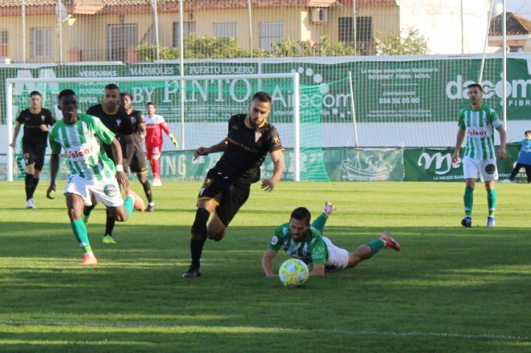 Un momento del partido.