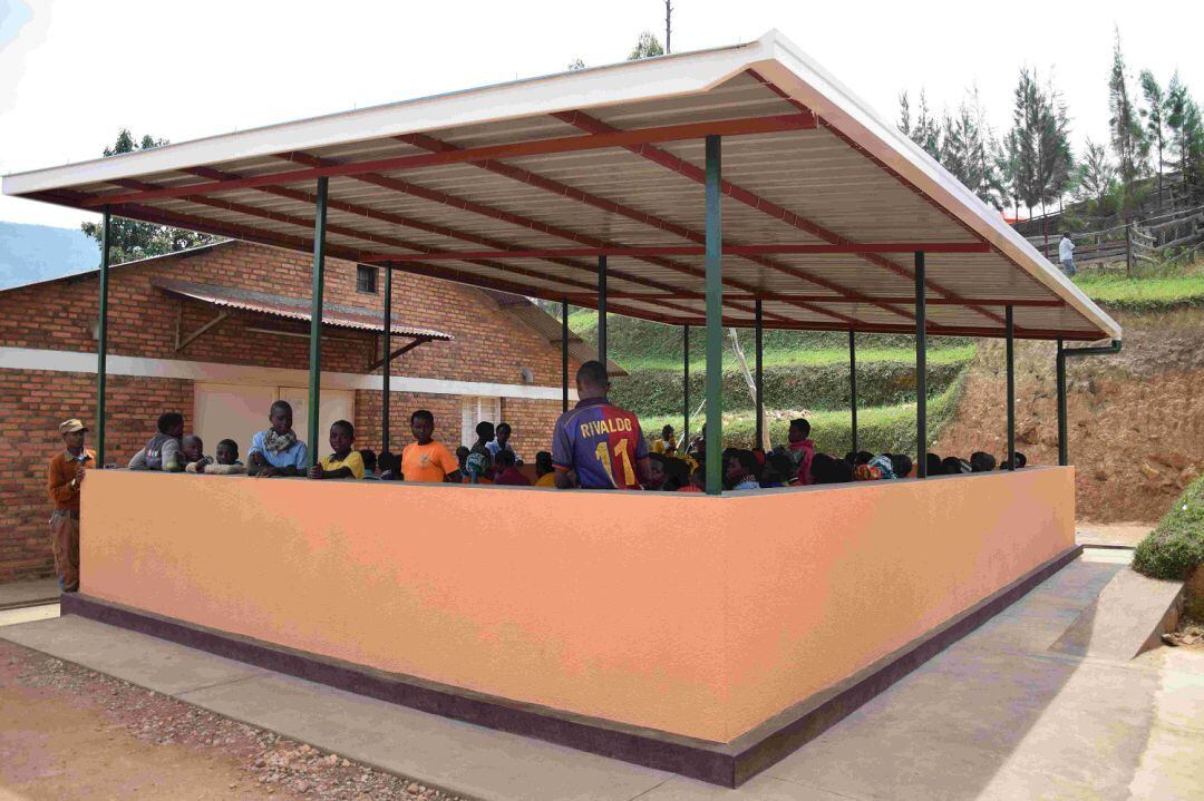 La nueva sala de espera construida por la UMH en Ruanda.