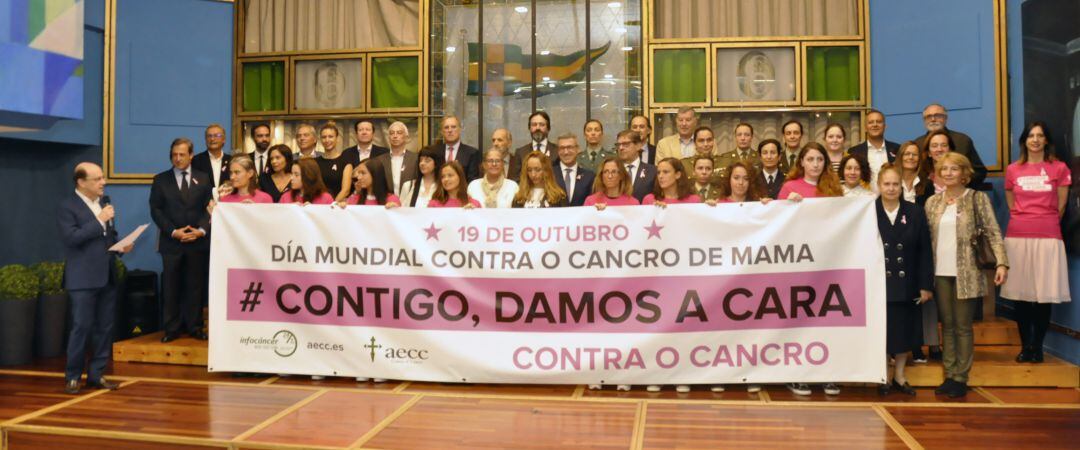 Acto contra el cáncer de mama