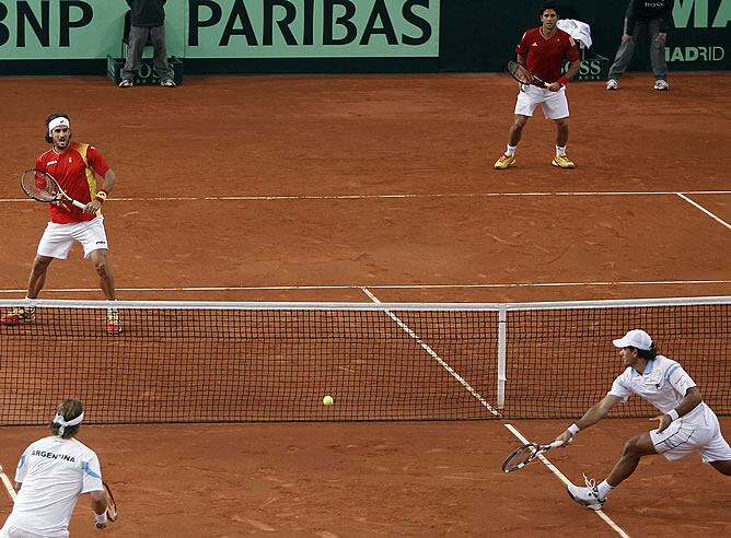 Feliciano y Verdasco, ante Nalbandian y Schawnk