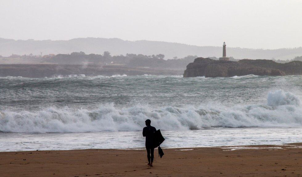 El litoral de Cantabria en aviso amarillo por galerna para esta tarde-noche