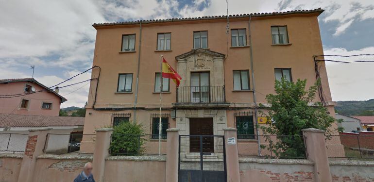 Cuartel de la Guardia Civil de San Salvador de Cantamuda