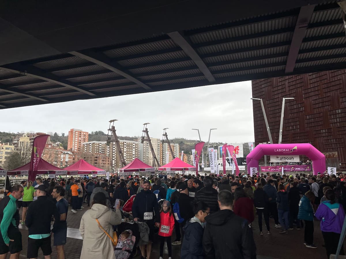 800 personas corren en Bilbao por la infancia refugiada en la primera cita del XV circuito “Corre por una Causa”