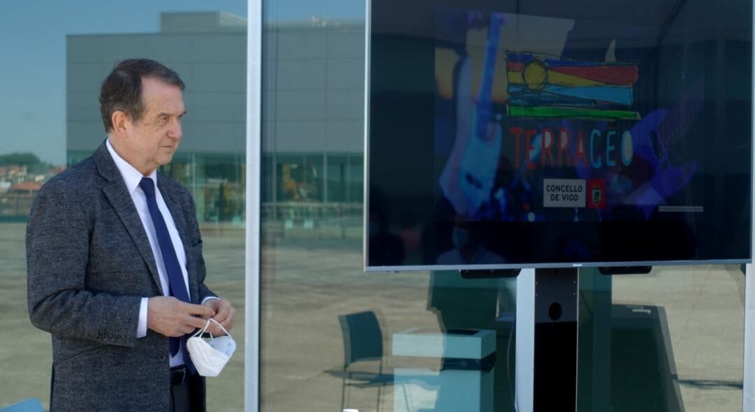 El alcade de Vgo, Abel Caballero durante la presentación del &quot;Festival TerraCeo&quot;