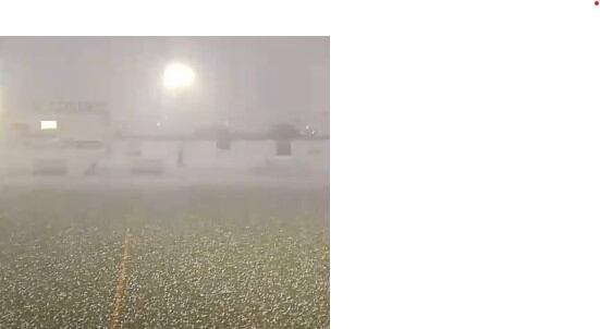 El granizo en Tavernes obliga a suspender un partido de fútbol.