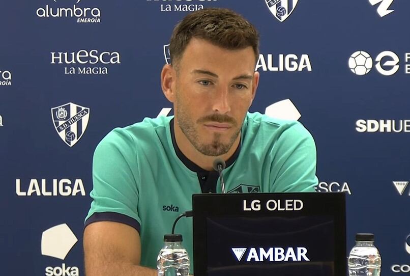 Sergi Enrich ha sido presentado como nuevo jugador de la SD Huesca