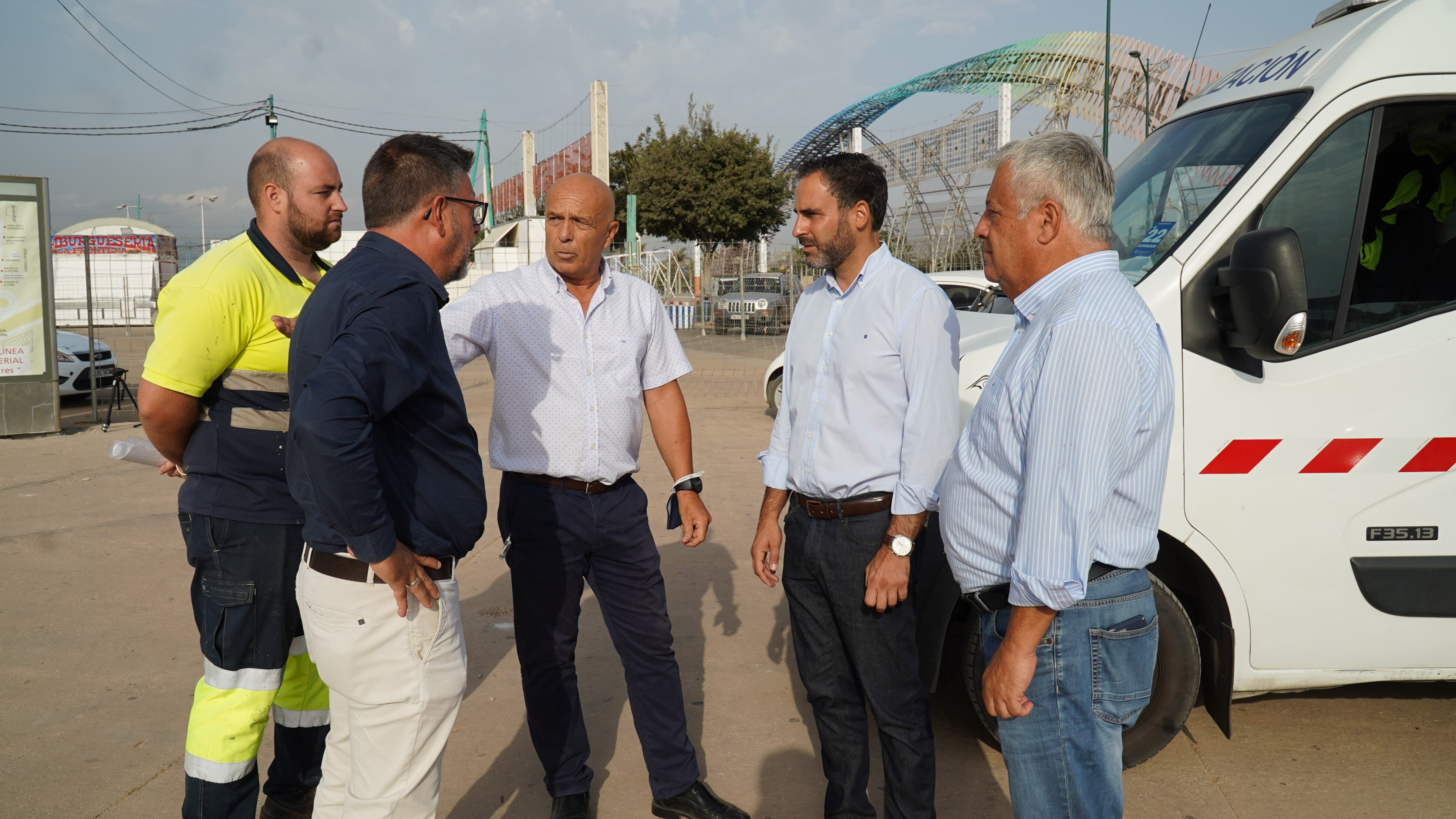 El portavoz y secretario general del PSOE en Málaga, Daniel Pérez en el recinto ferial de Málaga