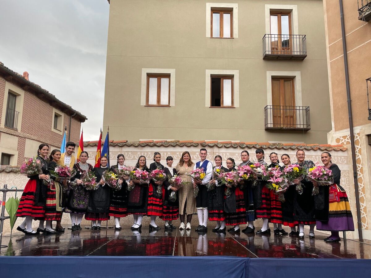Presentación oficial del alcalde y las damas de las fiestas de Segovia
