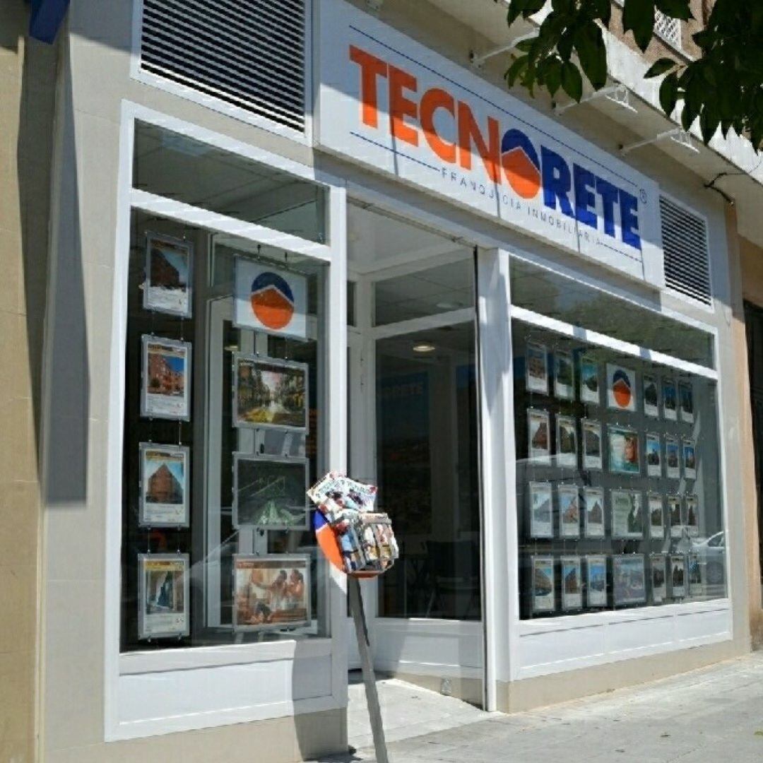 Oficina Tecnorete en el barrio de los Manantiales