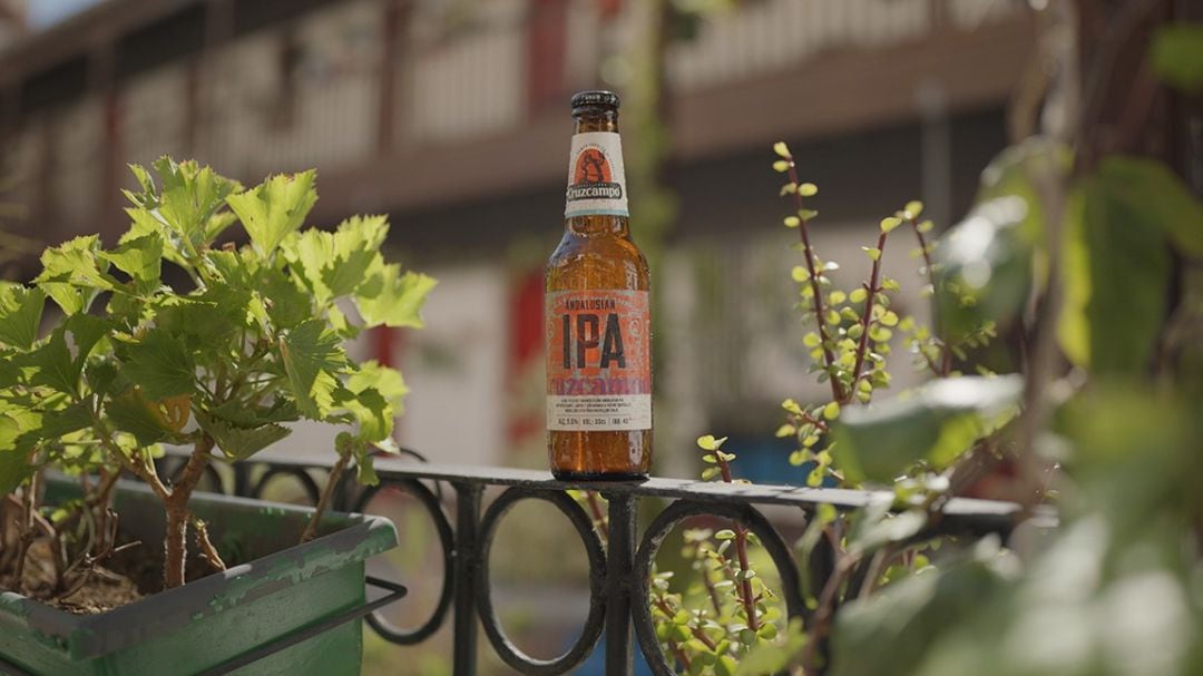 Botella de Cruzcampo Ipa