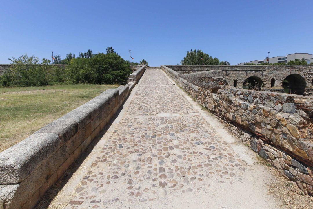 Descendedero del Puente Romano de Mérida