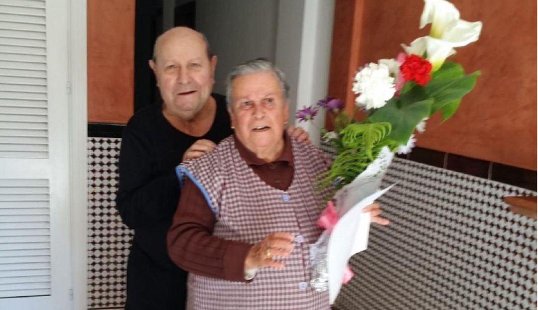 Elisa y Paco, la pareja de Sanlúcar de Barrameda que este viernes celebra 60 años de casados