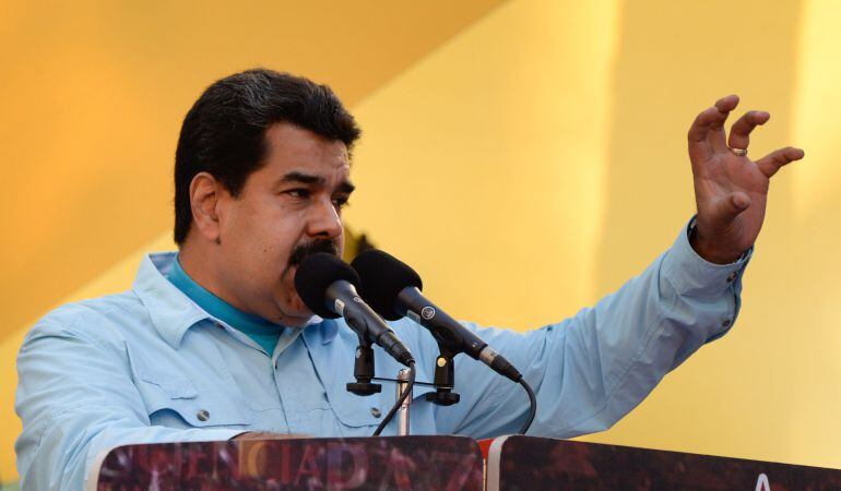 El presidente de Venezuela, Nicolás Maduro, acusa al exmandatario español, Felipe González, de apoyar supuestas &quot;medidas desestabilizadoras&quot; en su contra