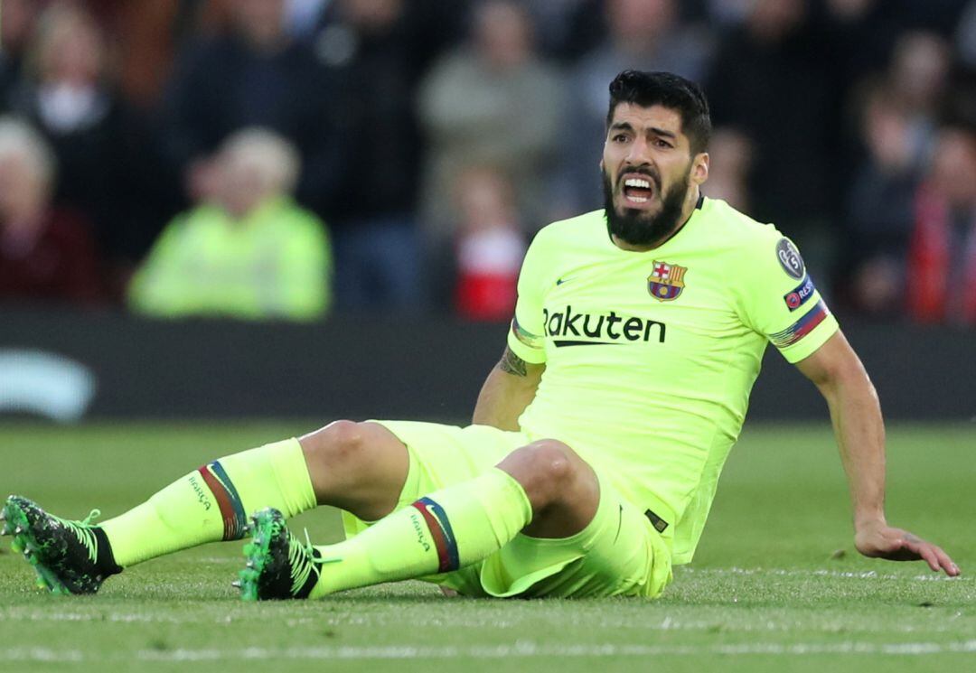 Suárez, durante una acción del partido contra el Liverpool