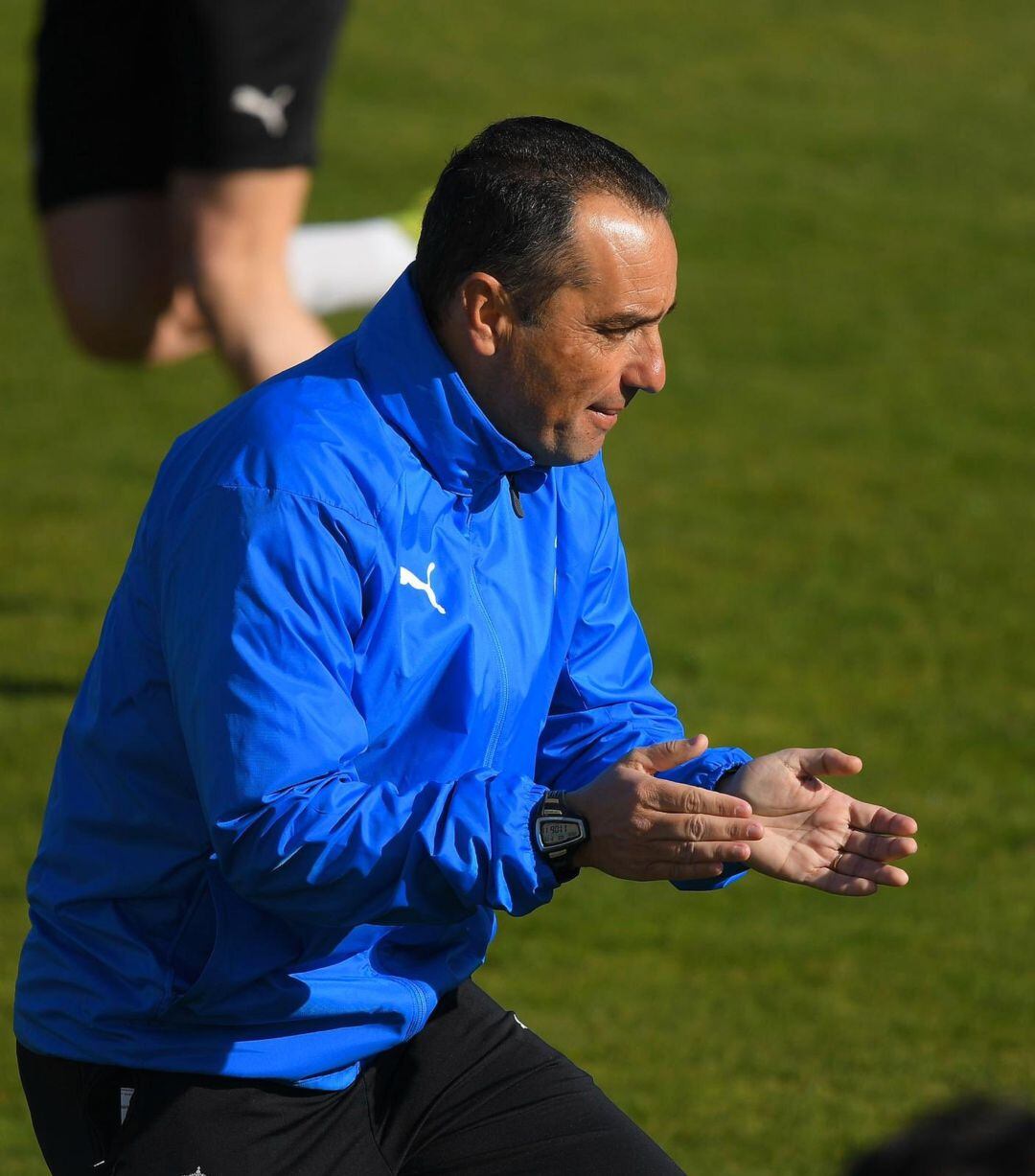 José Luis Oltra durante un entrenamiento de la semana