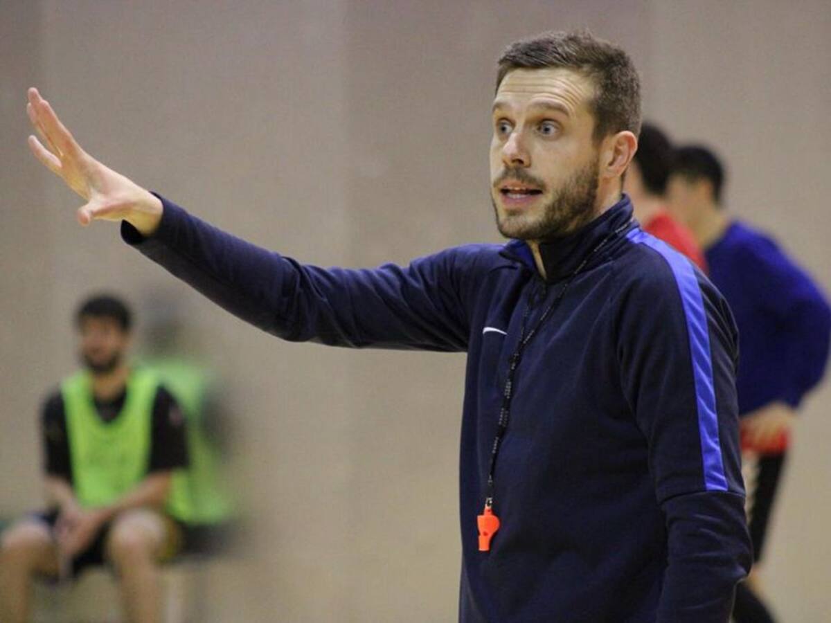 Nacho González renueva con el Club Balonmano Burgos