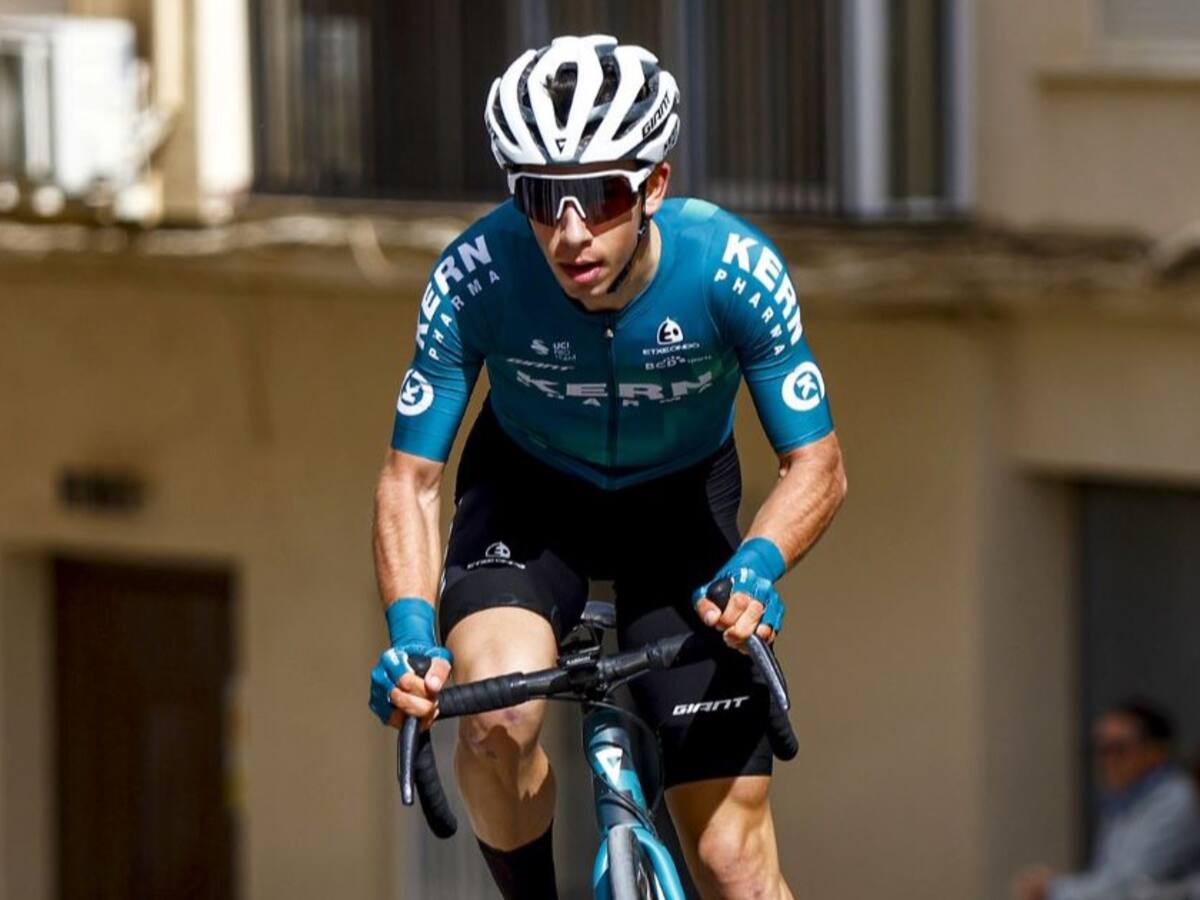 El Equipo Kern Pharma de Pablo Castrillo participará en La Vuelta a España 2024
