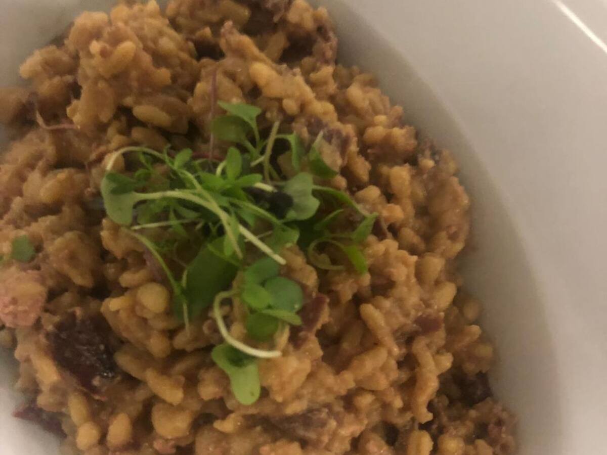 Entrecot con puré de patata y mermelada de pimientos