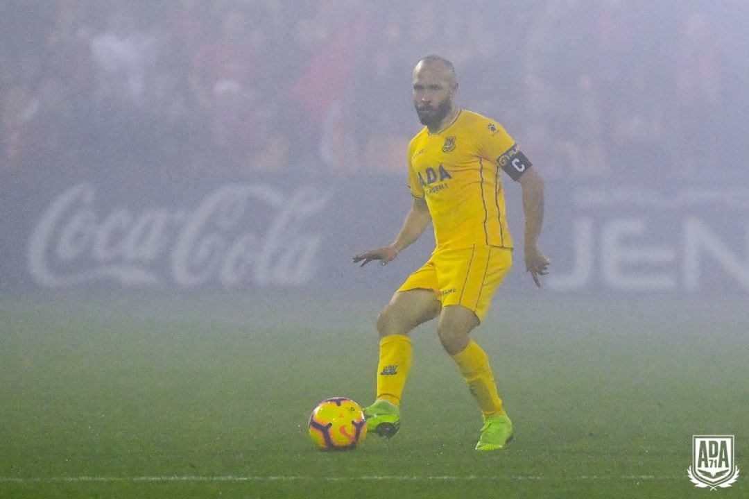 La niebla durante el partido entre el Alcorcón y el Numancia en Santo Domingo