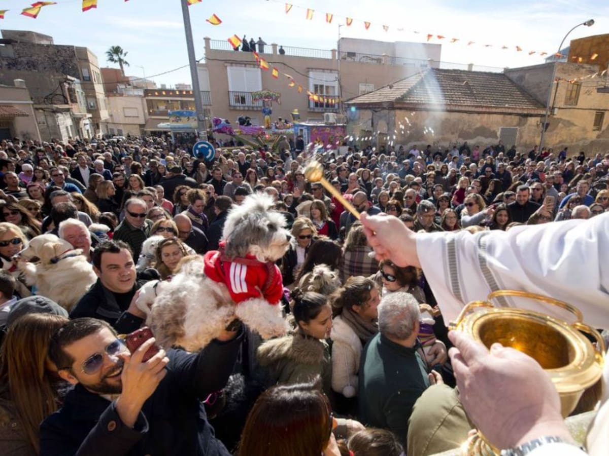 Llega el día grande de las fiestas patronales del barrio de San Antón