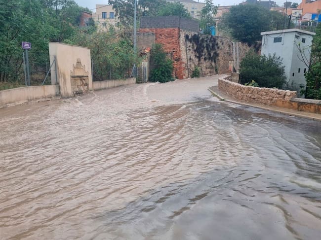 La calle Calderón completamente inundada