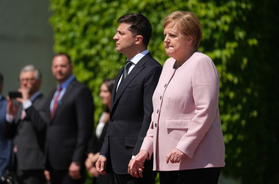 Angela Merkel junto al presidente ucraniano Volodymyr Zelensky 