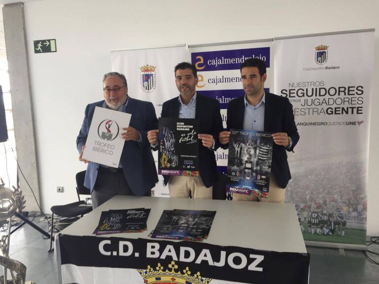 Presentación de la campaña de abonados del CD BAdajoz para la temporada 2016-2017