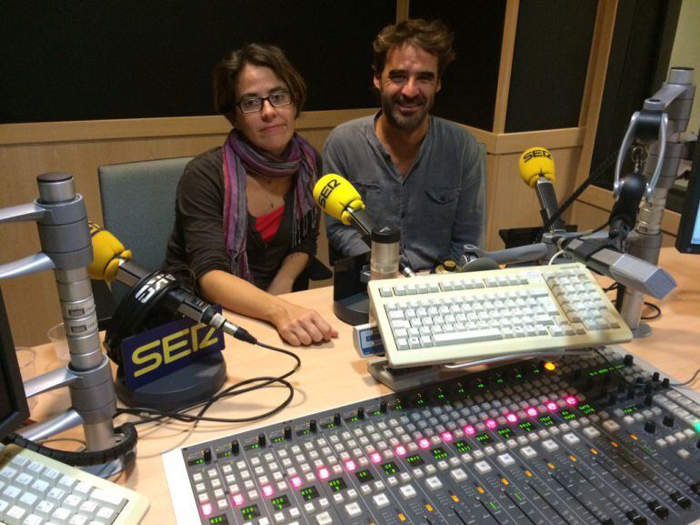 Belén Matesanz (Médicos del Mundo) y Jaume Perelló (GEPIB), en A vivir que son dos días Baleares