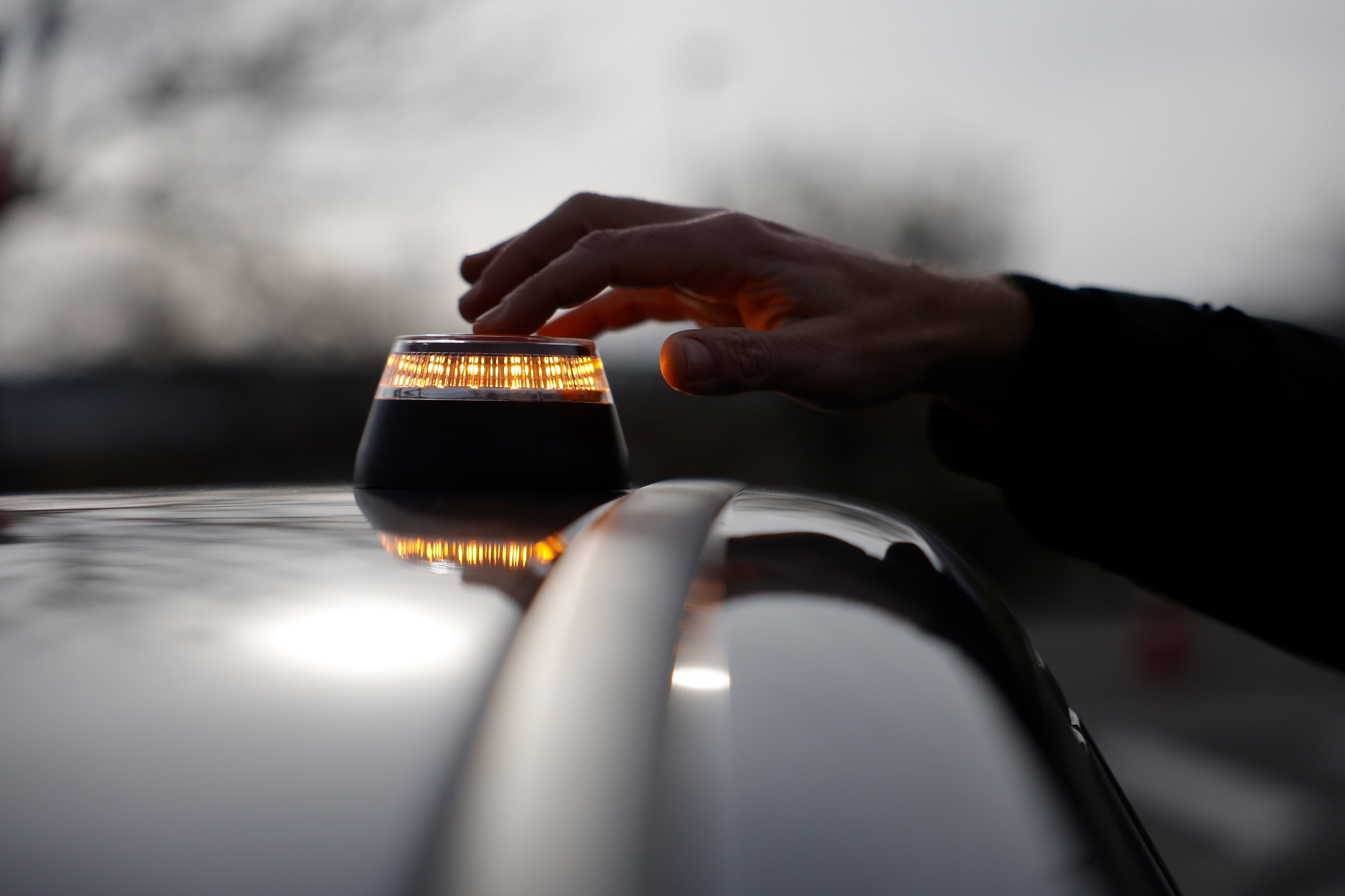 Vista de la baliza luminosa V-16 conectada