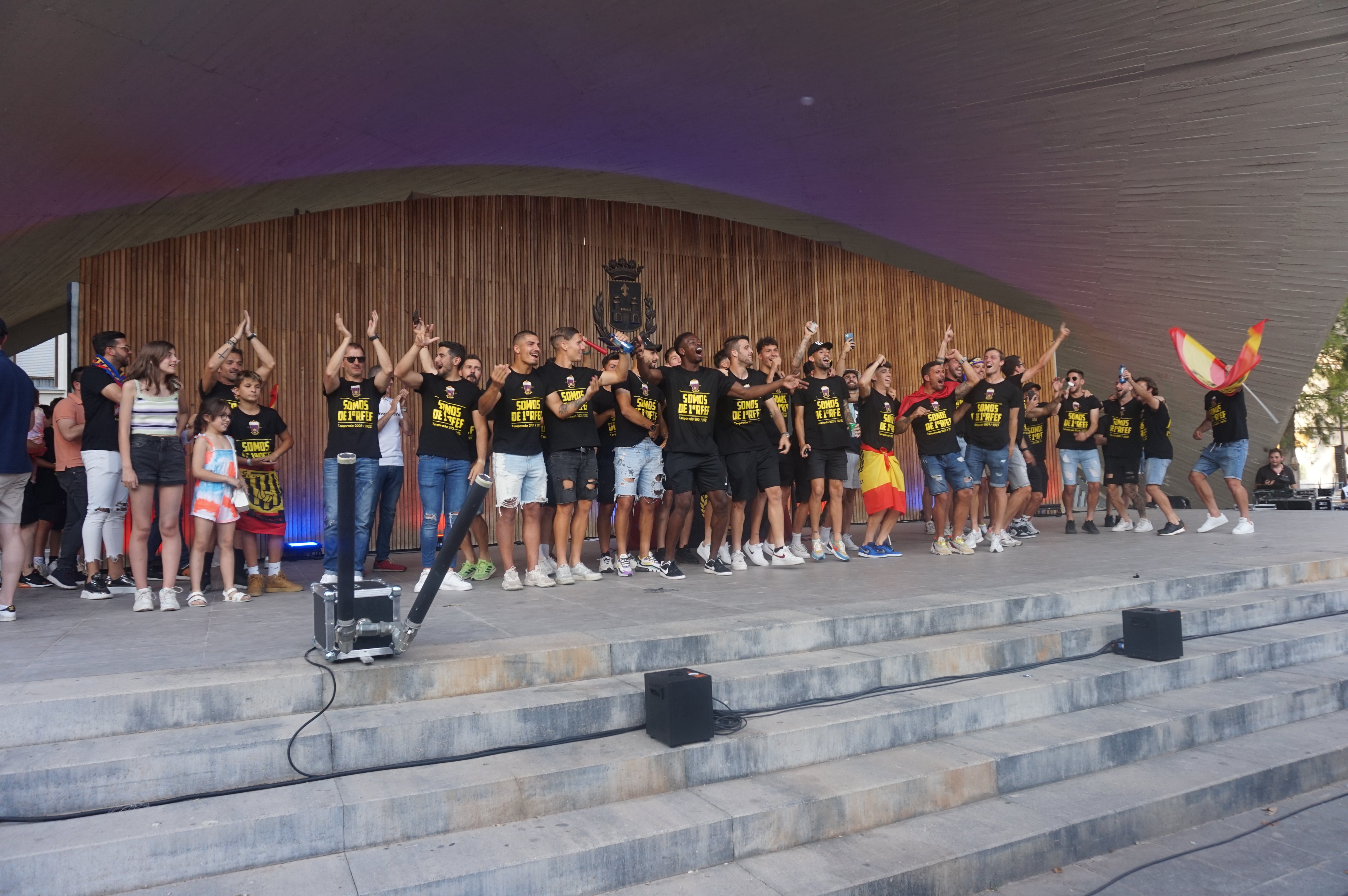 El Eldense quiere seguir ofreciendo alegrías a su afición