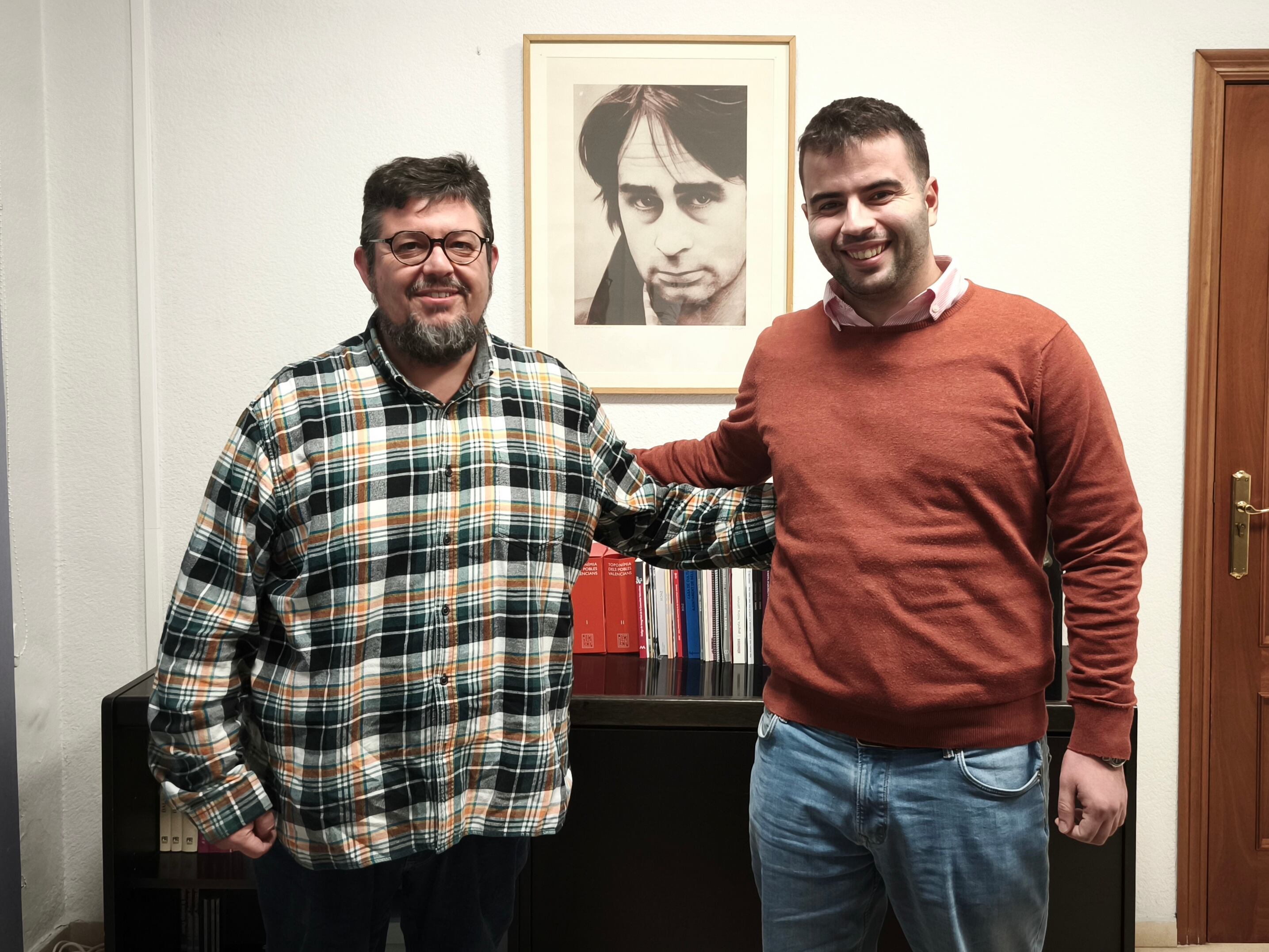 Àlex Ruiz, izquierda, junto a Fran Muñoz, derecha./Ajuntament Bellreguard