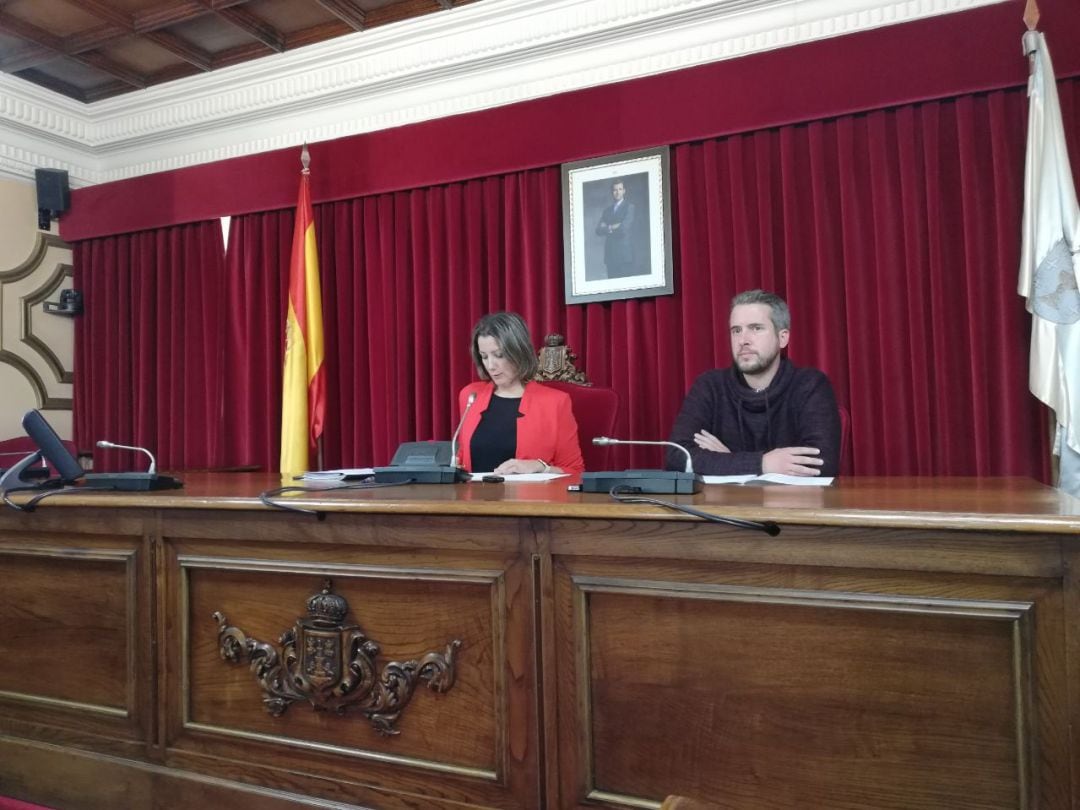 Lara Méndez (PSOE) y Rubén Arroxo (BNG