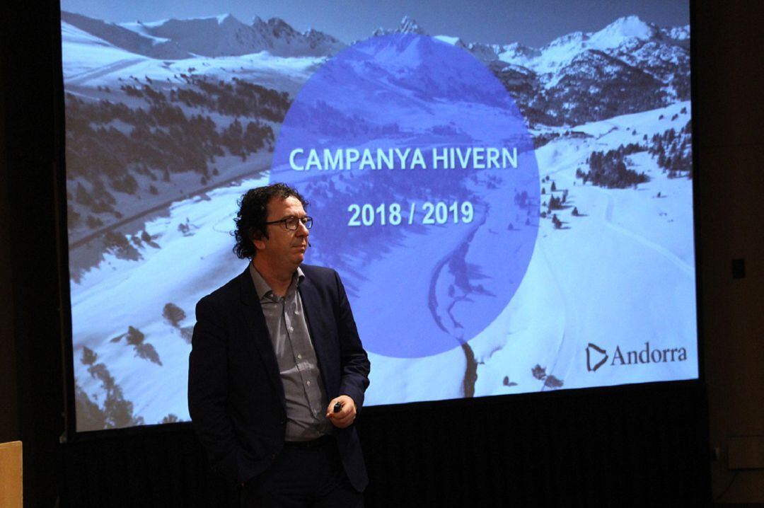 El gerent d'Andorra Turisme durant la presentació de la campanya d'hivern d'enguany.