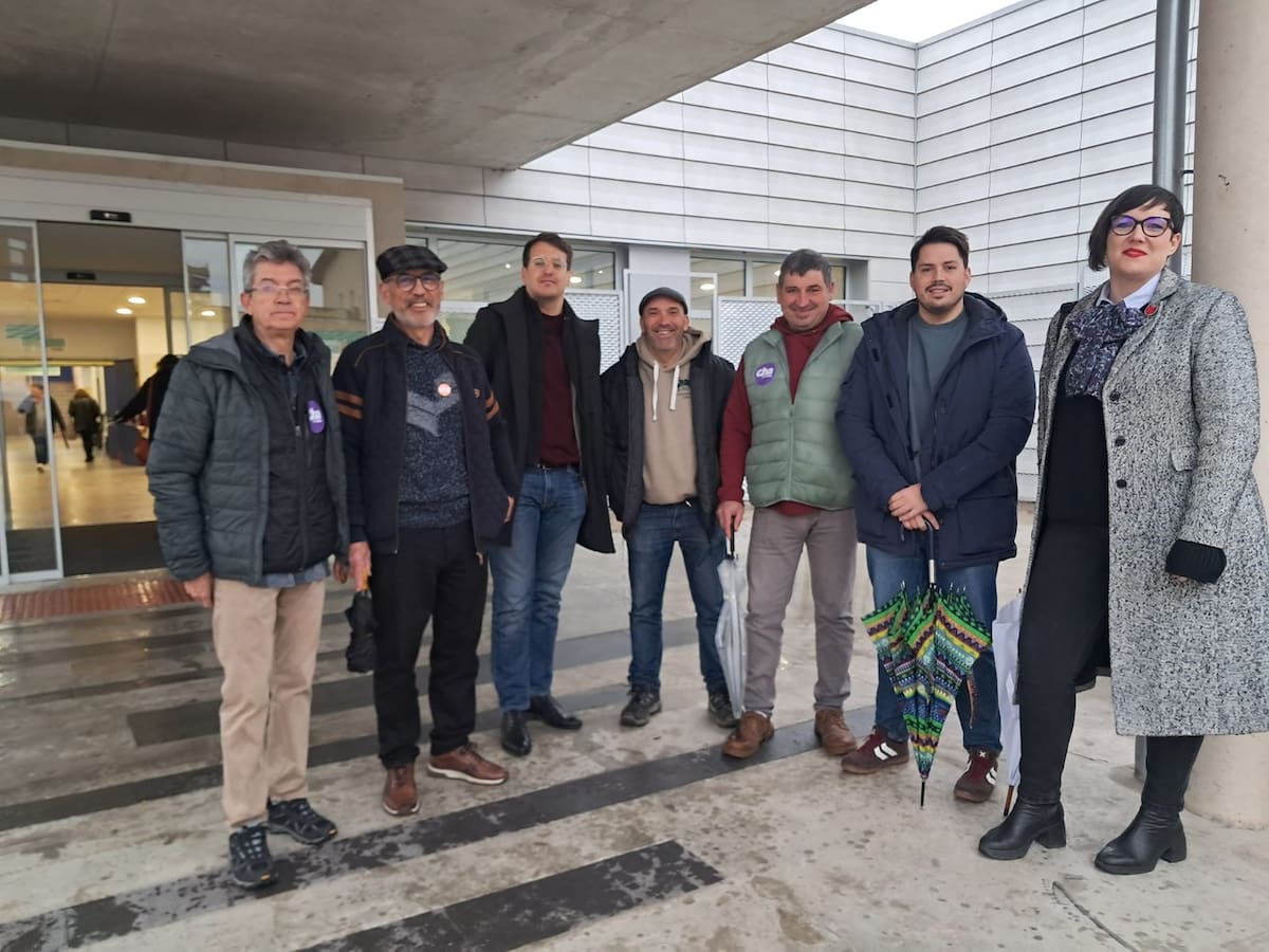 Jorge Pueyo se compromete con la mejora del Hospital de Barbastro y de los centros de salud dependientes