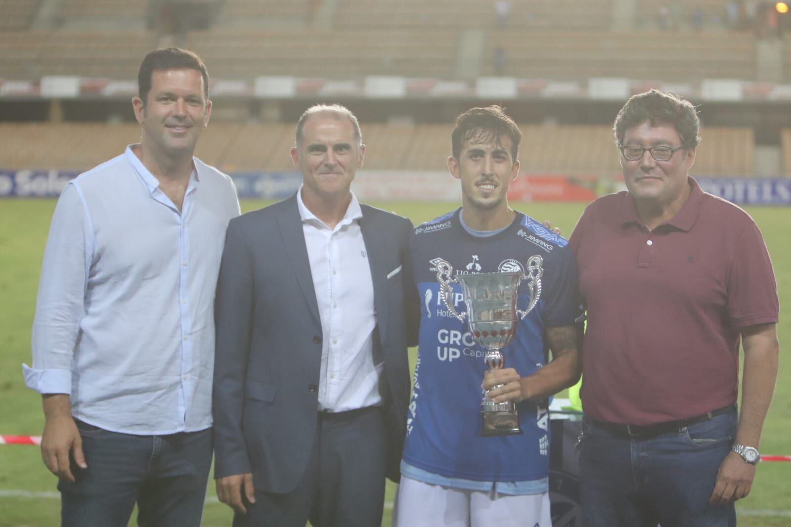 El Xerez DFC se adjudicó el II Trofeo Pepe Ravelo